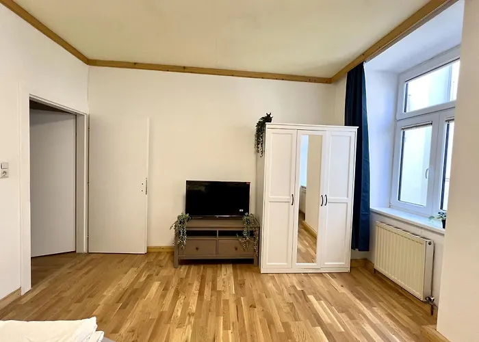 Big Space Apartment